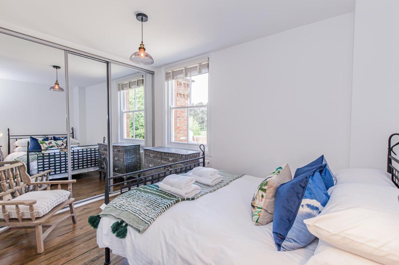 Outstandingly Beautiful Apartment With Parking Oxford Kültér fotó