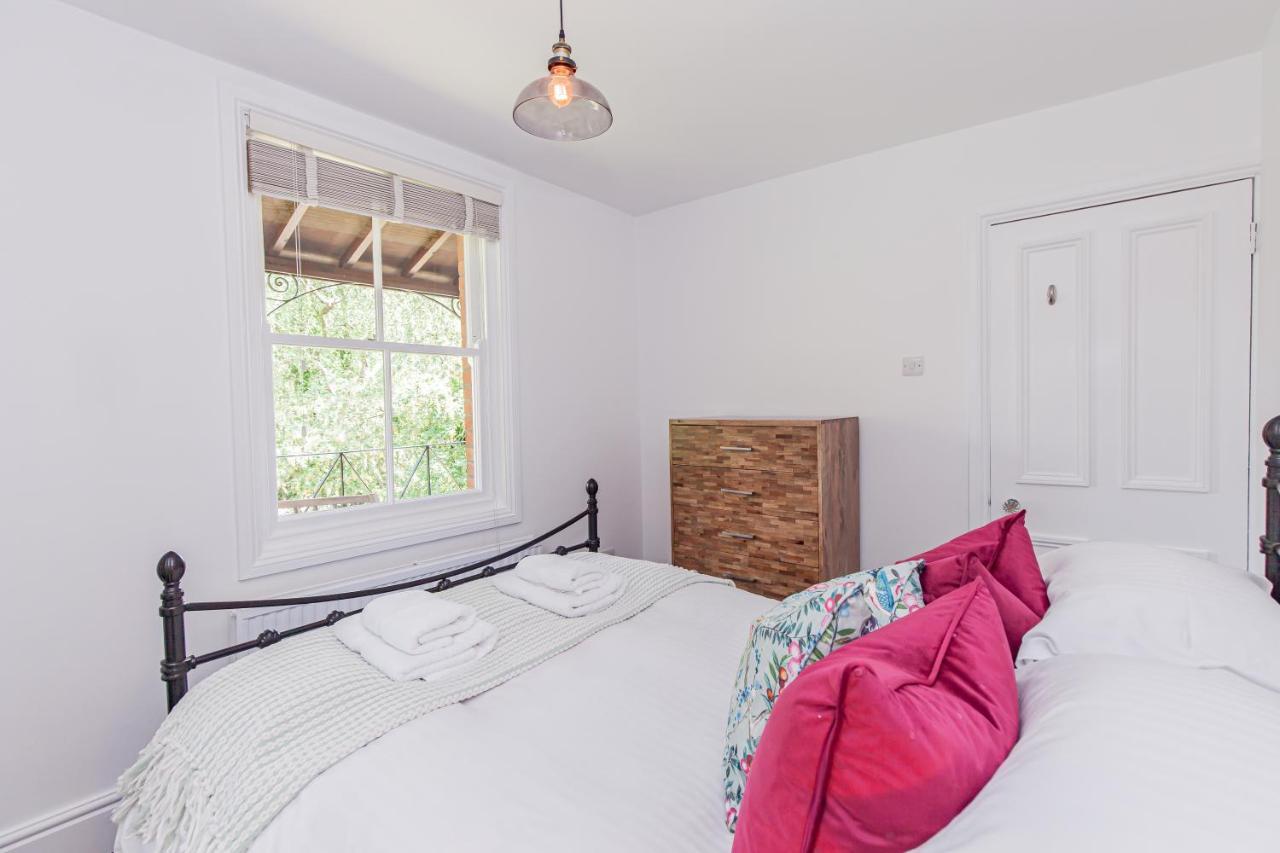 Outstandingly Beautiful Apartment With Parking Oxford Kültér fotó
